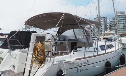 1-Epicurean-Yacht-Charter