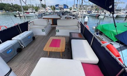 4-Maria-Yacht-Flybridge