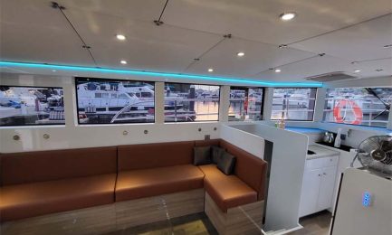 6-SunRider-Power-Catamaran-Saloon